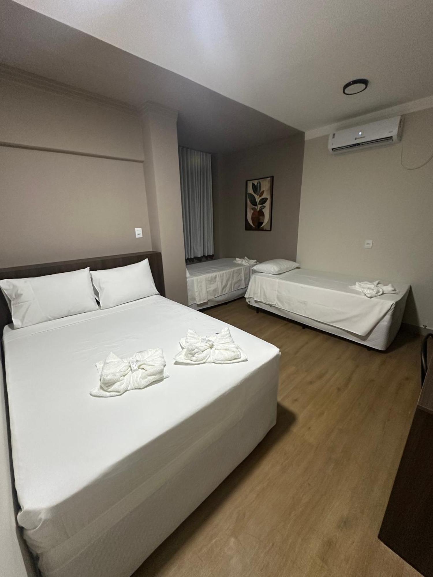 Otto Hotel Говернадор Валадарес Екстериор снимка